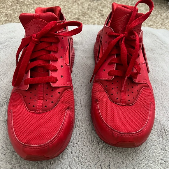 Nike Other - Nike all red huaraches